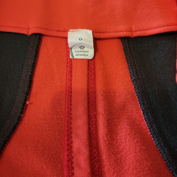 Lululemon jacket size 6 - Picture 5 of 6